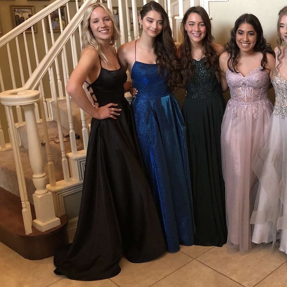 Black formal prom dress - Picture 5 of 5